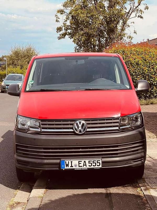 Gebraucht VW T6 150 PS (110 kW) 2016 Rot Van