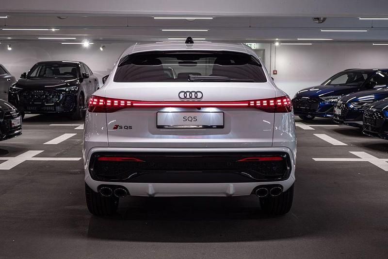 Neu Audi SQ5 Sportback Sport 367 PS (269 kW) 2026 Weiß SUV