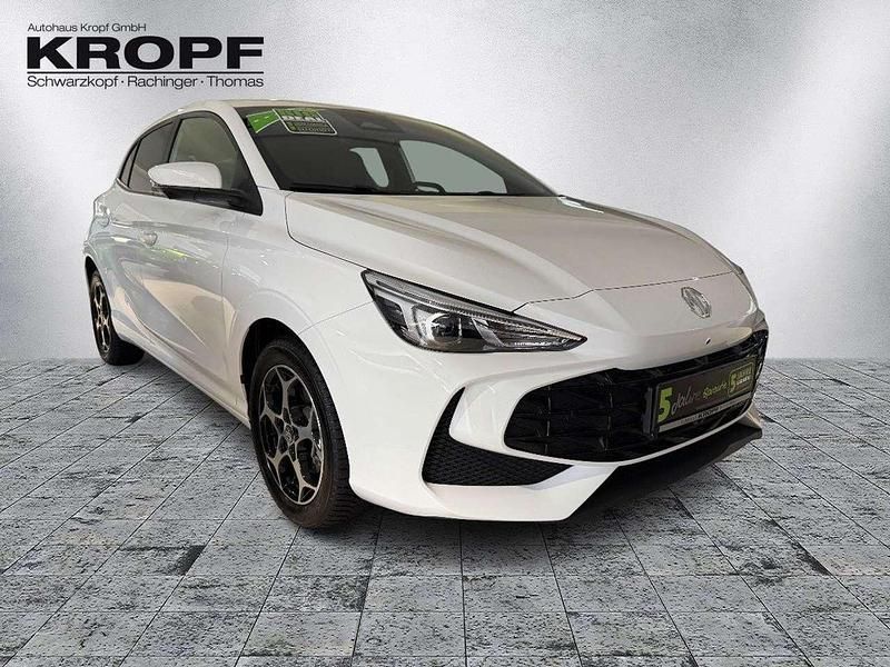 Gebraucht MG MG3 Luxury 102 PS (75 kW) 2024 Dover white Kleinwagen