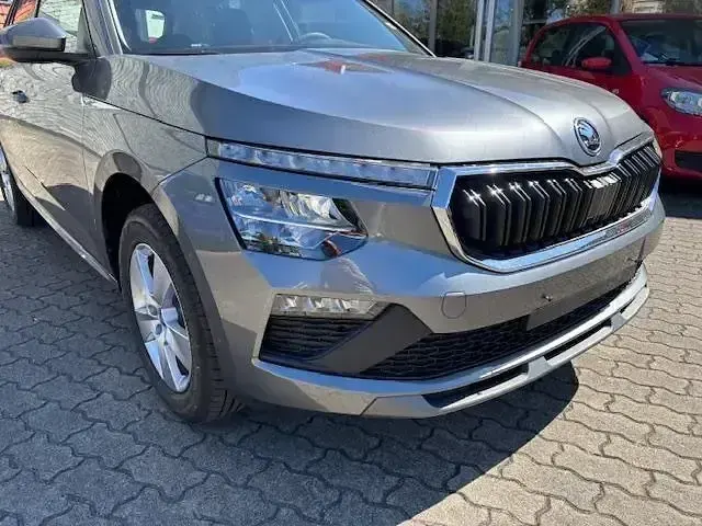 Neu Skoda Kamiq 116 PS (85 kW) 2025 Graphitegrau metallic SUV