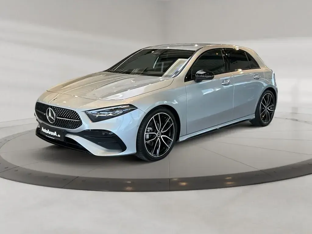 Gebraucht Mercedes A200 AMG 163 PS (119 kW) 2025 Hightechsilber metallic Limousine