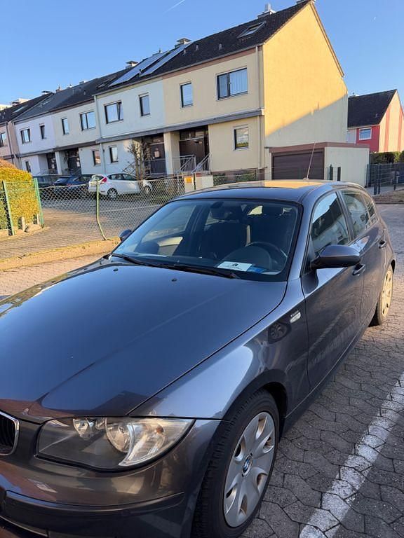 Gebraucht BMW 118 143 PS (105 kW) 2007 Grau Kleinwagen