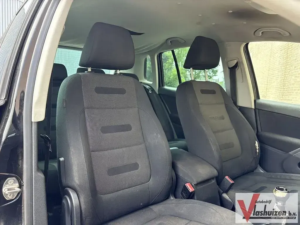 Gebraucht VW Tiguan Sport 140 PS (102 kW) 2008 Schwarz SUV