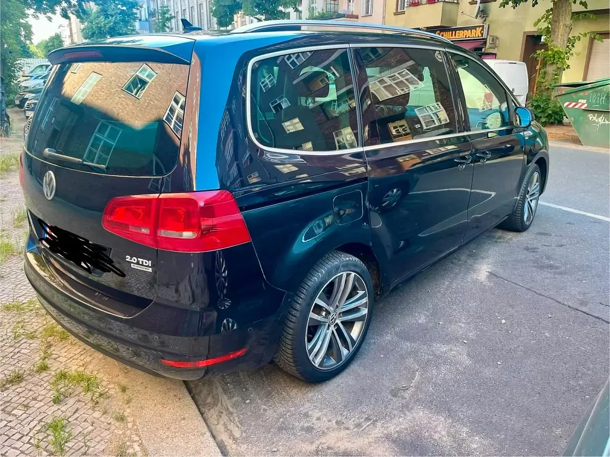 Gebraucht VW Sharan 140 PS (102 kW) 2013 Schwarz Van / Kleinbus