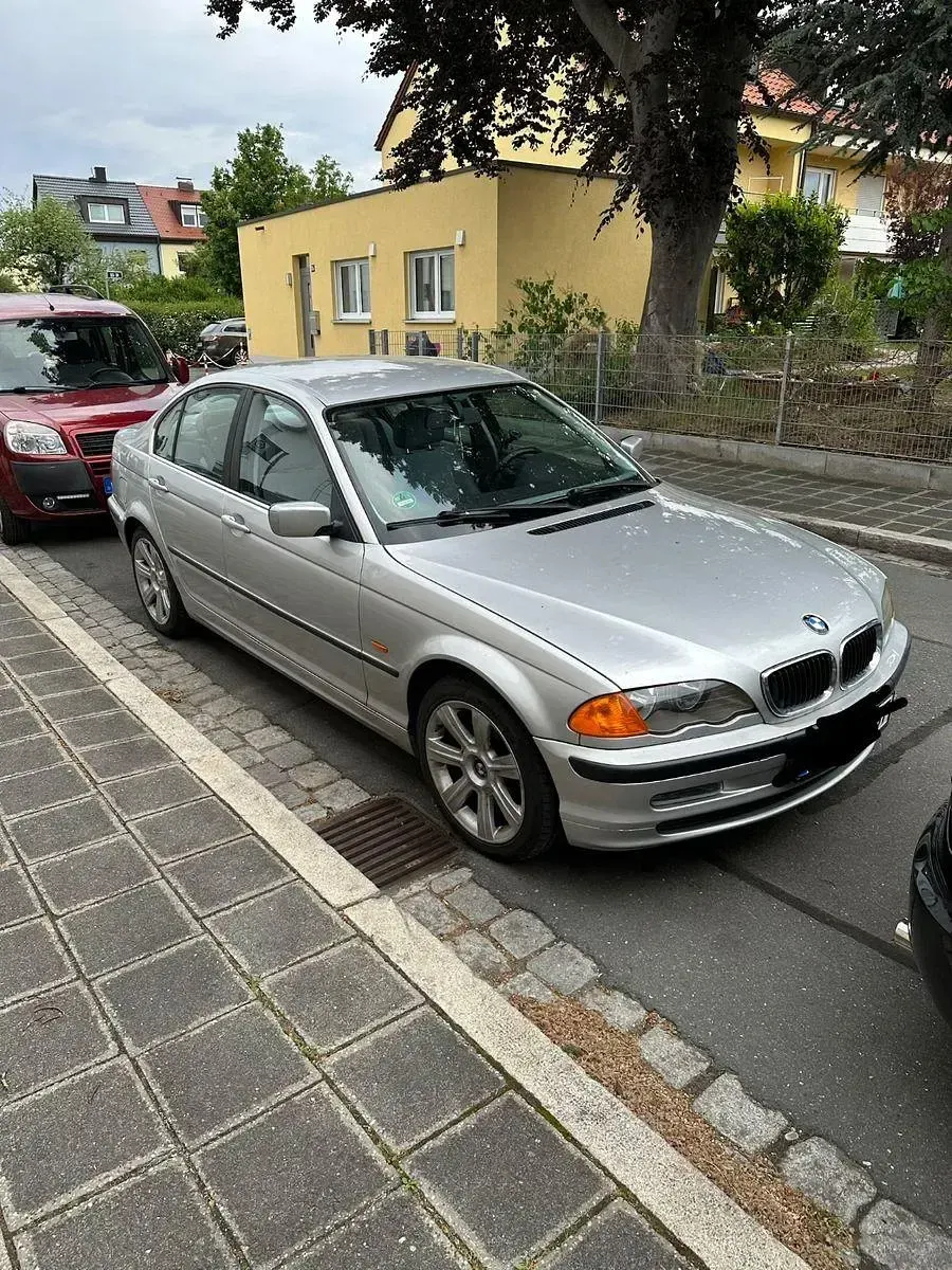 Occasion BMW 320 150 ch (110 kW) 2000 Argent Berline