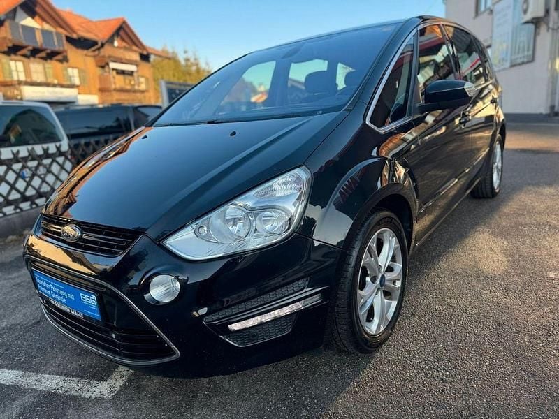 Schwarz Gebraucht 2013 Ford S-MAX Titanium Van / Kleinbus | 6.600 € (Guter Preis) - Bild 1/4
