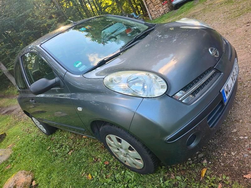 Grau Gebraucht 2006 Nissan Micra Kleinwagen | 900 € (Fairer Preis) - Bild 1/4