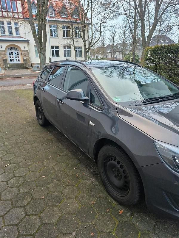 Gebraucht Opel Astra 120 PS (88 kW) 2015 Grau Kombi