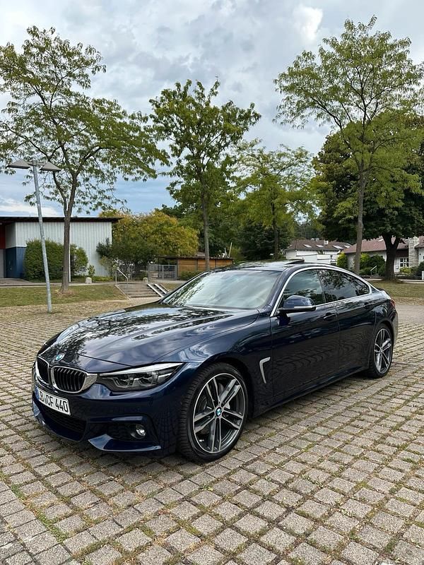 Blau Gebraucht 2018 BMW 440 Limousine | 33.000 € (Fairer Preis) - Bild 1/4