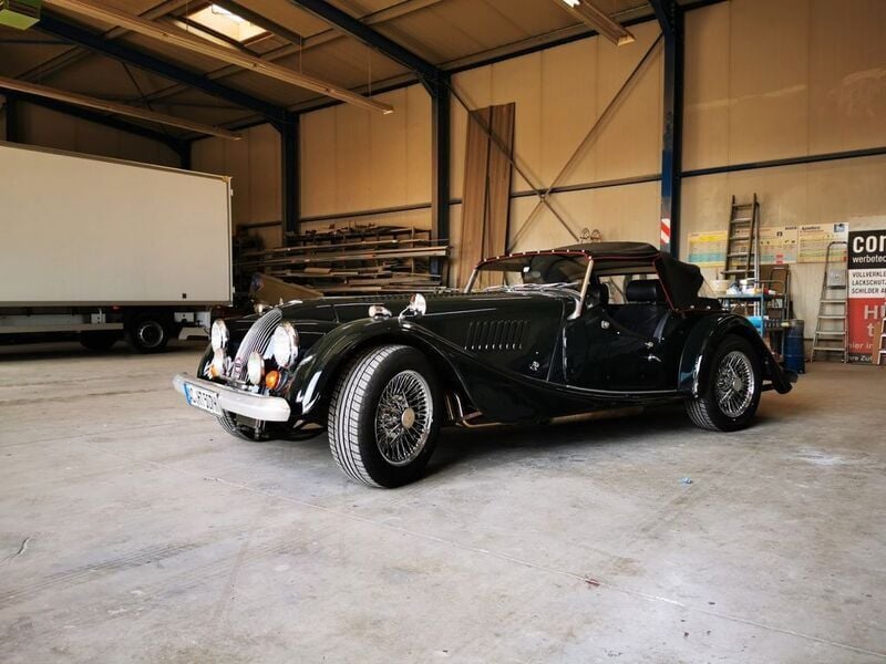 Grün Gebraucht 1978 Morgan Plus 8 Cabrio | 44.850 € - Bild 1/4