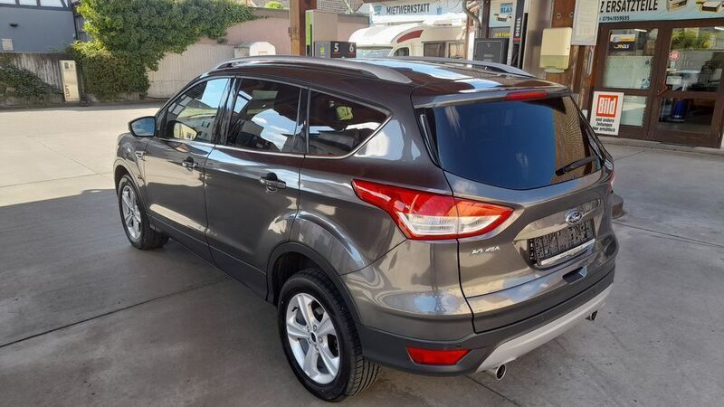 Gebraucht Ford Kuga Titanium 163 PS (119 kW) 2014 Grau SUV