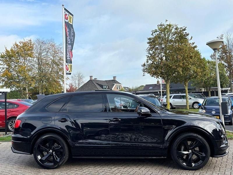 Gebraucht Bentley Bentayga Mulliner 609 PS (447 kW) 2018 Schwarz SUV