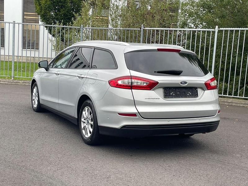 Gebraucht Ford Mondeo 150 PS (110 kW) 2015 Silber Limousine