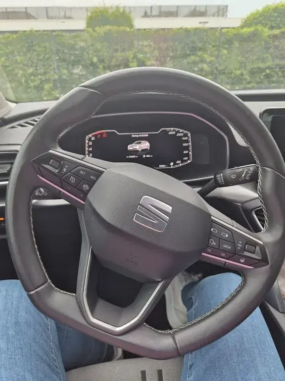 Gebraucht Seat Leon Style 131 PS (96 kW) 2020 Weiß Limousine