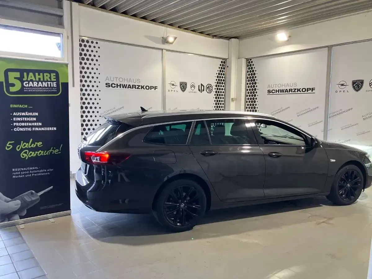 Gebraucht Opel Insignia 174 PS (127 kW) 2020 Stone brown met Kombi