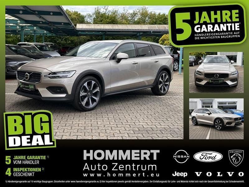 Bright dusk metallic Gebraucht 2023 Volvo V60 CC Plus Kombi | 39.990 € (Fairer Preis) - Bild 1/4