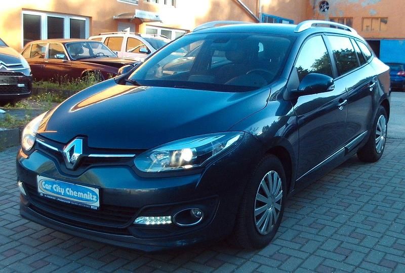 Gebraucht 2014 Renault Mégane GrandTour Initiale Paris Kombi | 4.799 € - Bild 1/4
