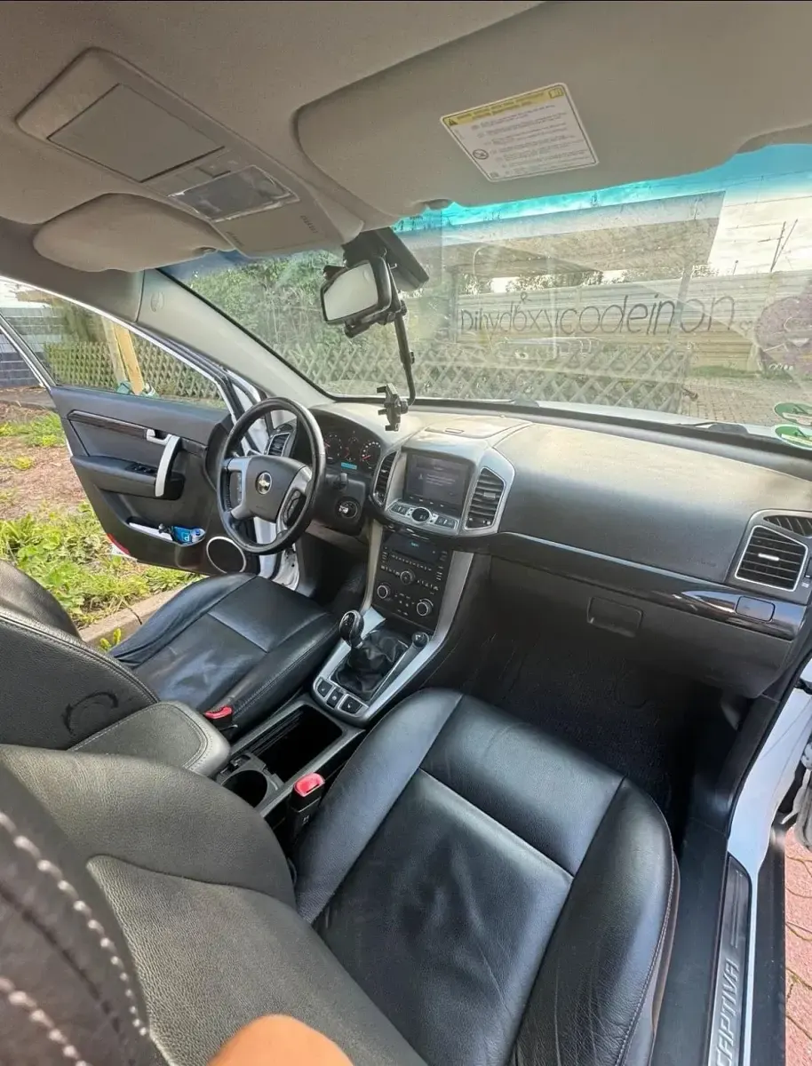 Gebraucht Chevrolet Captiva 184 PS (135 kW) 2012 Weiß SUV