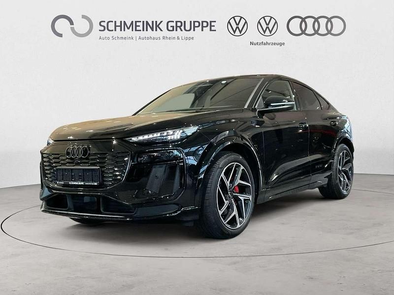 Mythosschwarz metallic Neu 2025 Audi Q6 e-tron Performance SUV | 90.880 € - Bild 1/4