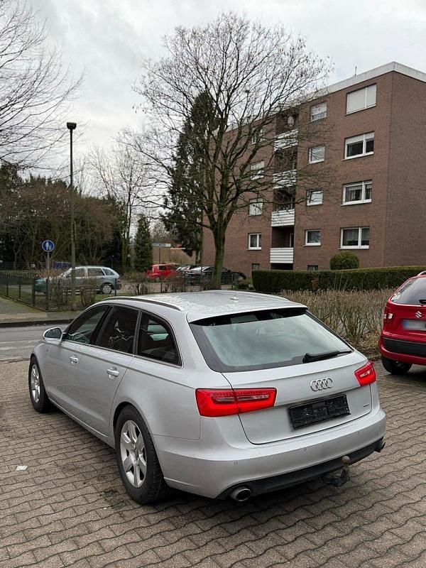 Gebraucht Audi A6 S-Line 150 PS (110 kW) 2014 Silber Limousine