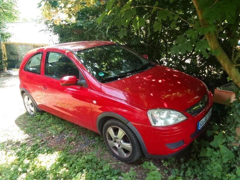 Rot Gebraucht 2005 Opel Corsa Kleinwagen | 650 € (Guter Preis) - Bild 1/4
