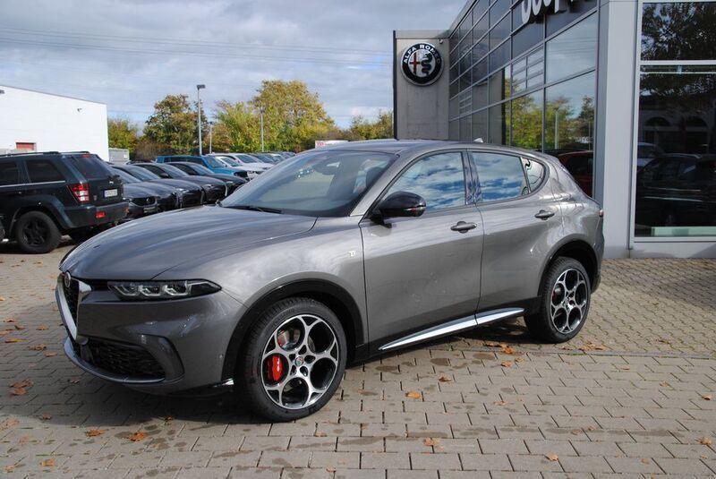 Grigio vesuvio metallic Gebraucht 2022 Alfa Romeo Tonale Premium SUV | 35.790 € (Teuer) - Bild 1/4