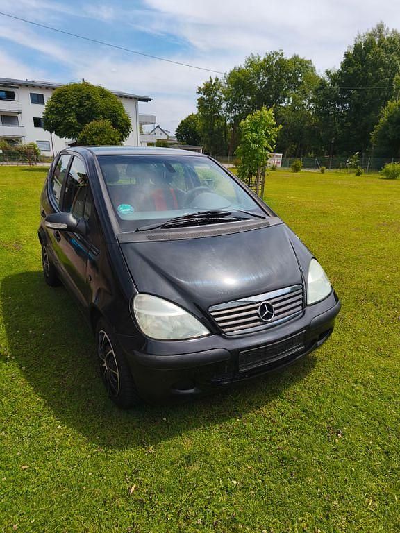 Schwarz Gebraucht 2004 Mercedes A140 Classic Van / Kleinbus | 800 € (Guter Preis) - Bild 1/4