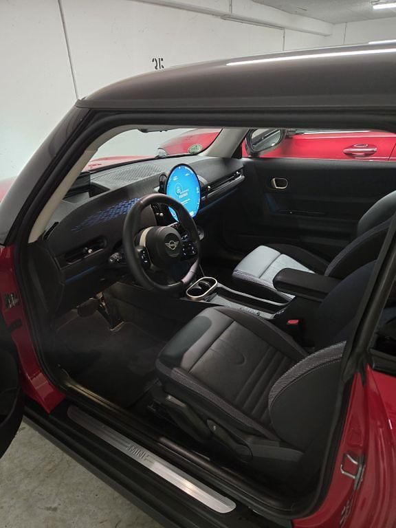 Gebraucht Mini Cooper Classic 156 PS (114 kW) 2024 Rot Kleinwagen