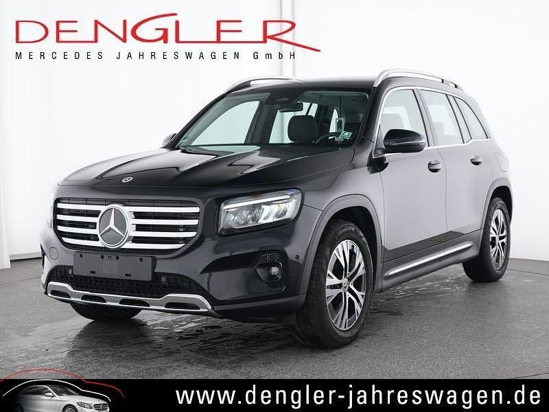 Kosmosschwarz metallic Gebraucht 2024 Mercedes GLB180 Progressive SUV | 37.890 € (Fairer Preis) - Bild 1/4
