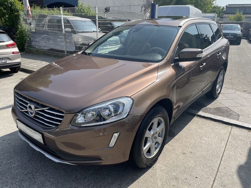 Gebraucht Volvo XC60 243 PS (178 kW) 2012 Braun SUV