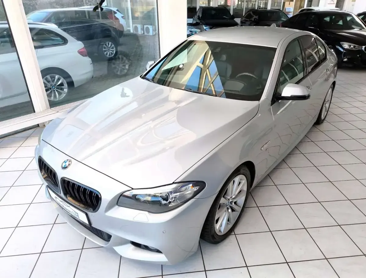 Gebraucht BMW 520 M Sport 184 PS (135 kW) 2014 Silber Limousine