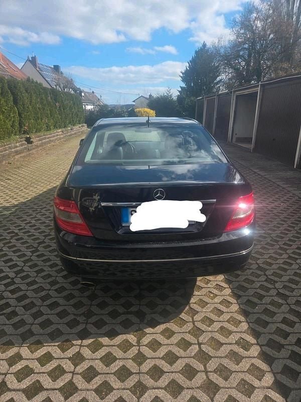 Gebraucht Mercedes C200 184 PS (135 kW) 2008 Schwarz Limousine