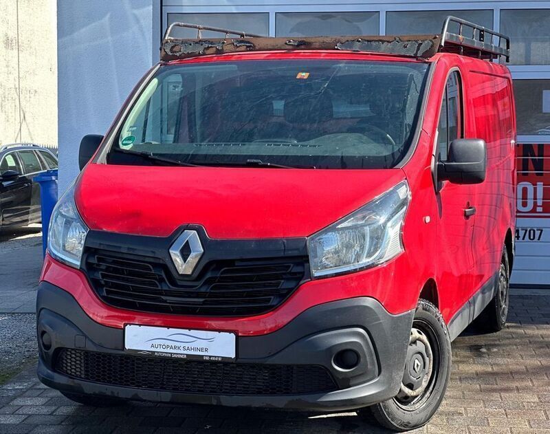 Rot Gebraucht 2016 Renault Trafic Komfort Van | 4.999 € (Superpreis) - Bild 1/4