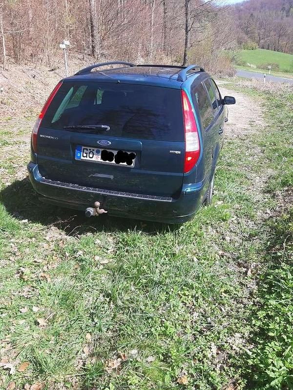 Gebraucht Ford Mondeo Titanium 155 PS (114 kW) 2006 Kombi