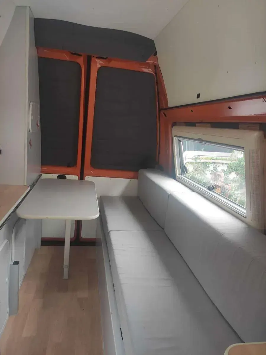 Gebraucht VW T4 110 PS (80 kW) 1994 Orange Van