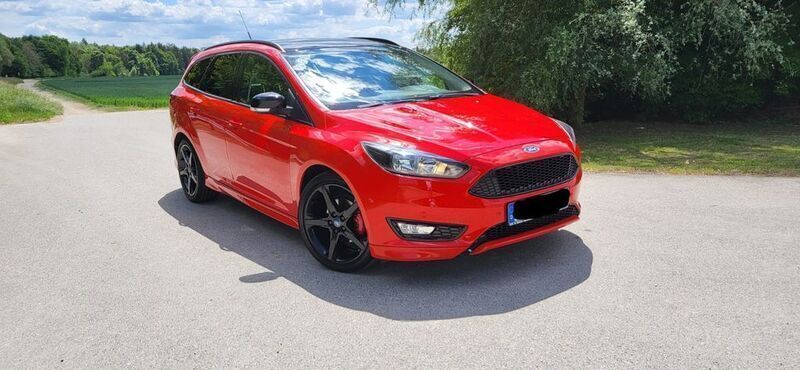 Gebraucht Ford Focus Sport 125 PS (91 kW) 2015 Rot Kombi