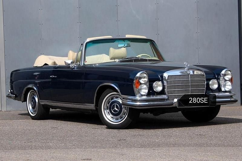 Gebraucht Mercedes 280 160 PS (117 kW) 1970 Blau Cabrio