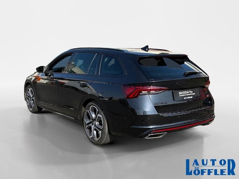 Gebraucht Skoda Octavia RS 245 PS (180 kW) 2022 Schwarzmagic perleffekt (metallic) Kombi