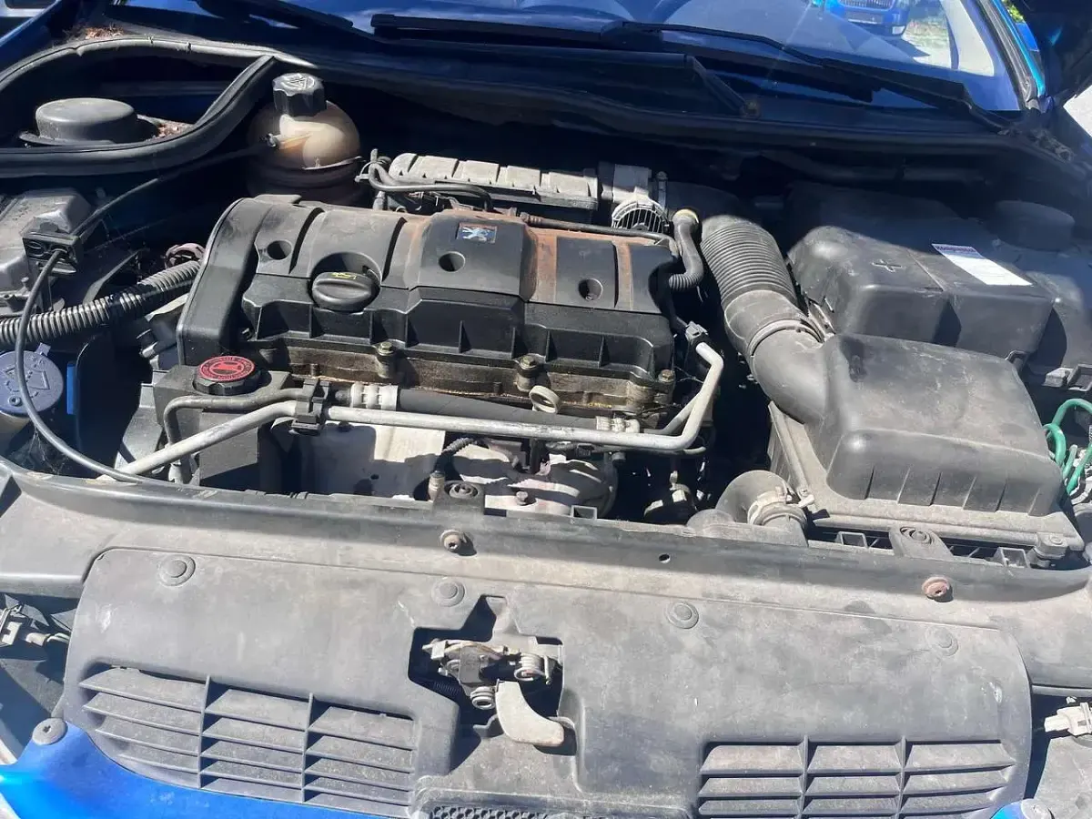 Gebraucht Peugeot 206 CC Tendance 109 PS (80 kW) 2003 Other Cabrio