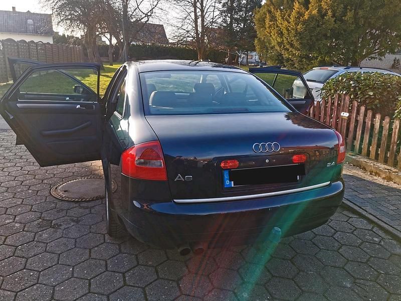 Gebraucht Audi A6 170 PS (125 kW) 2002 Schwarz Limousine