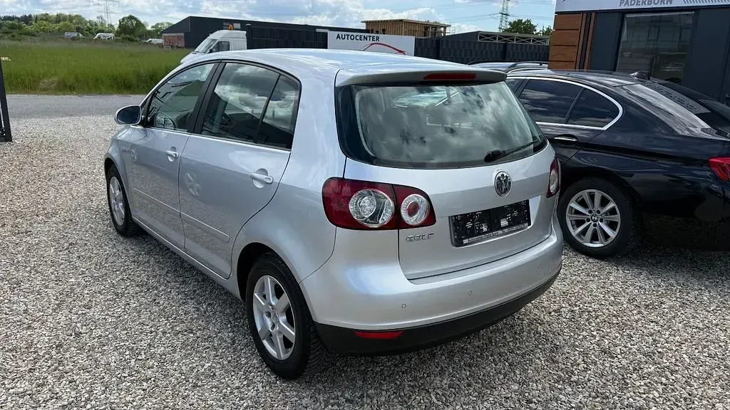 Occasion VW Golf Comfortline 116 ch (85 kW) 2005 Argent Monospace