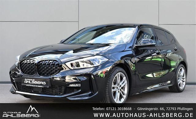 Black sapphire Gebraucht 2021 BMW 116 M Sport Kleinwagen | 23.900 € (Fairer Preis) - Bild 1/4