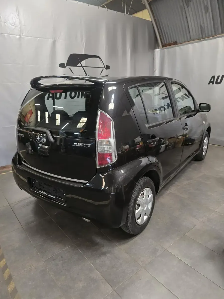Gebraucht Subaru Justy 70 PS (51 kW) 2009 Schwarz Kleinwagen