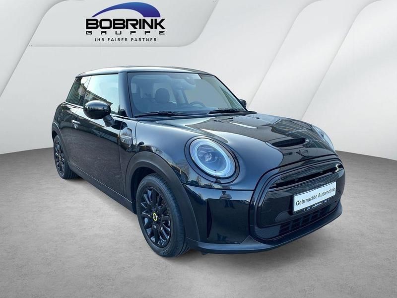 Gebraucht Mini Cooper SE Classic 135 kW (184 PS) 2023 Schwarz Kleinwagen