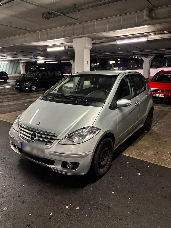 Silber Gebraucht 2006 Mercedes A150 Kleinwagen | 500 € (Superpreis) - Bild 1/4