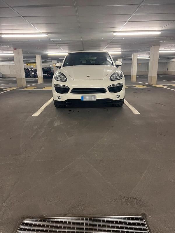 Gebraucht Porsche Cayenne S 400 PS (294 kW) 2011 Weiß SUV