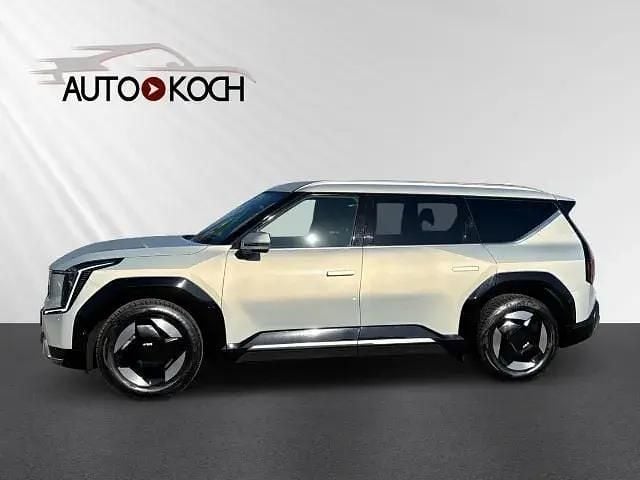 Second-hand Kia EV9 283 kW (385 CP) 2025 Argintiu SUV