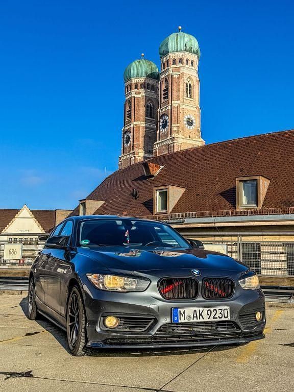 Grau Gebraucht 2019 BMW 118 Advantage Kleinwagen | 16.000 € (Etwas zu teuer) - Bild 1/4