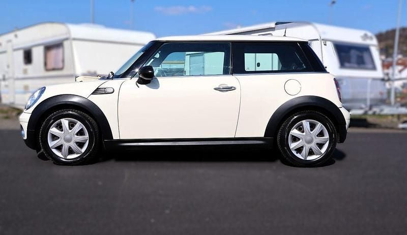 Second-hand Mini Cooper 75 CP (55 kW) 2010 Alb Hatchback