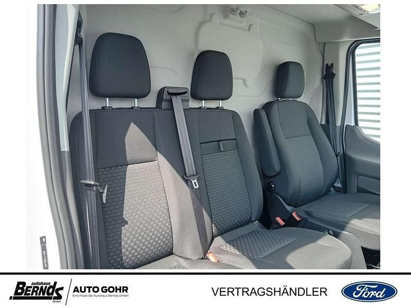 Gebraucht Ford Transit Trend 131 PS (96 kW) 2023 Frozen white Pickup